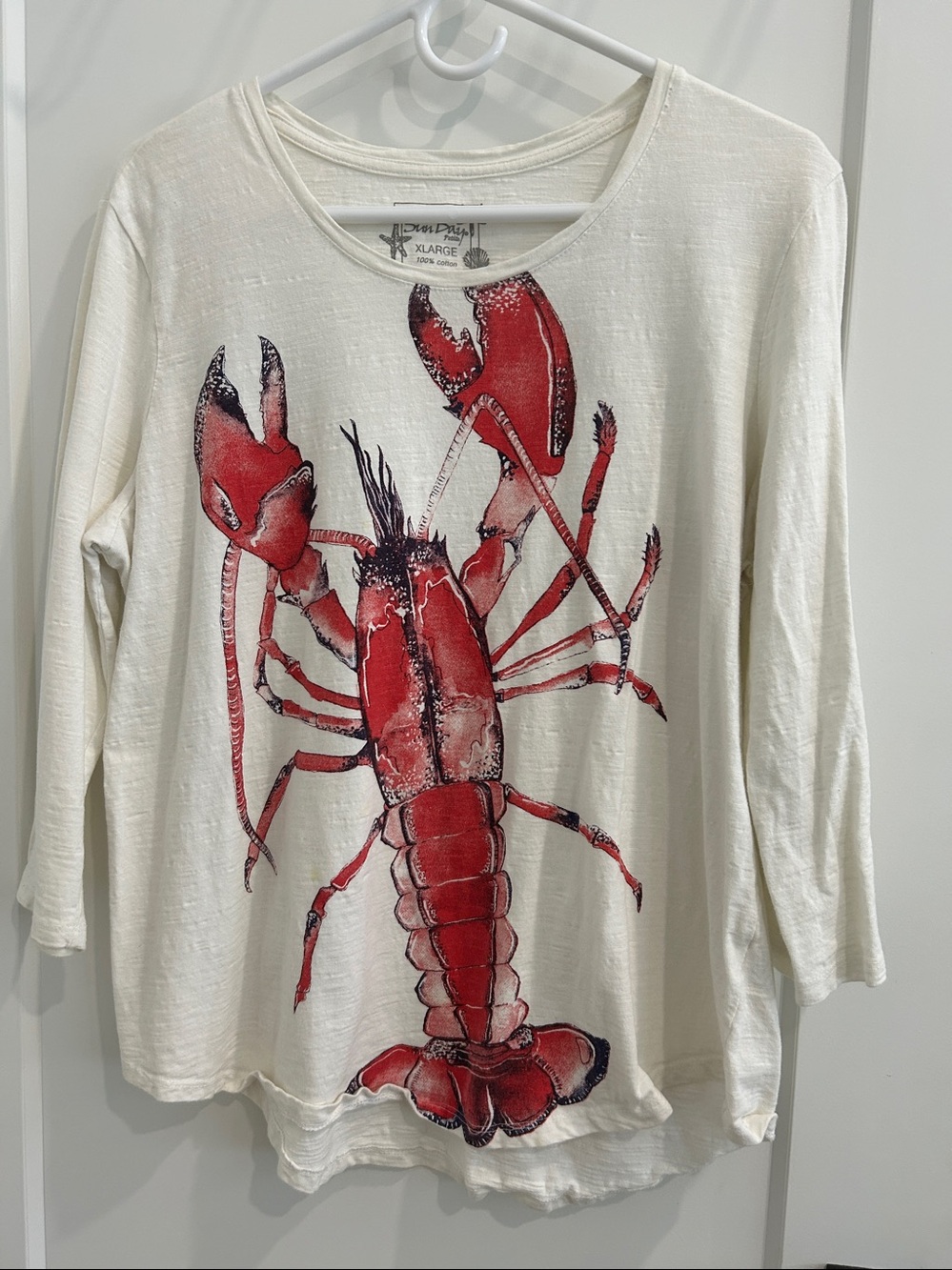 Sun Bay White Top with Large Red Lobster Graphic Top | Size XLP